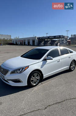 Седан Hyundai Sonata 2015 в 