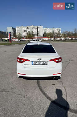 Седан Hyundai Sonata 2015 в 