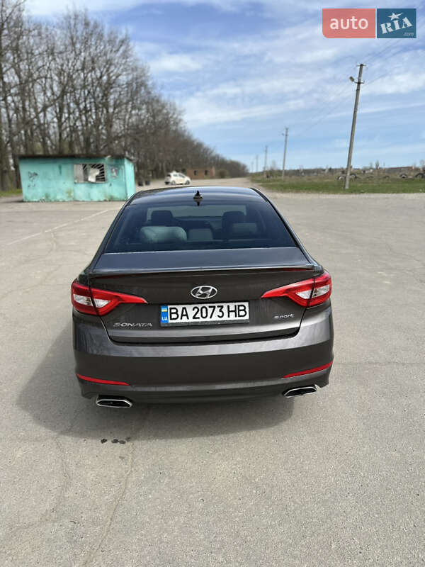 Седан Hyundai Sonata 2015 в Умани