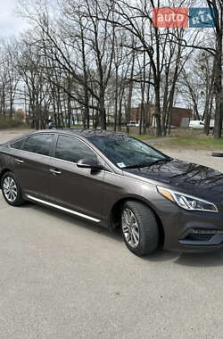 Седан Hyundai Sonata 2015 в Умани