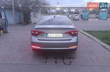 Седан Hyundai Sonata 2015 в 