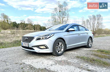 Седан Hyundai Sonata 2015 в 