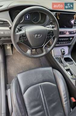 Седан Hyundai Sonata 2016 в 