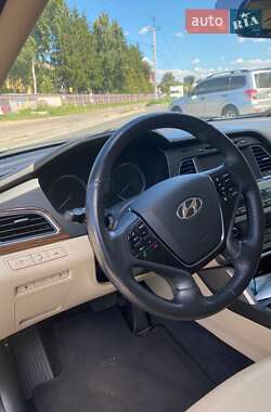 Седан Hyundai Sonata 2015 в 