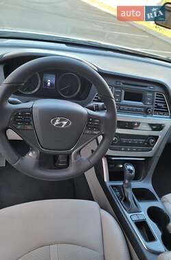 Седан Hyundai Sonata 2015 в 