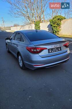 Седан Hyundai Sonata 2015 в 