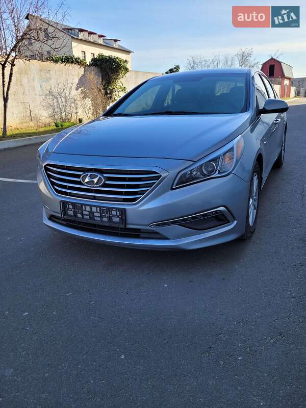 Седан Hyundai Sonata 2015 в 