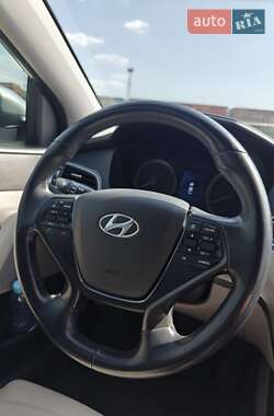 Седан Hyundai Sonata 2015 в 