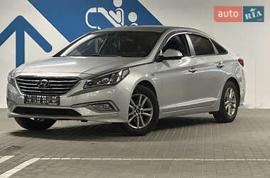 Седан Hyundai Sonata 2015 в Киеве