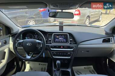 Седан Hyundai Sonata 2018 в 