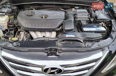 Седан Hyundai Sonata 2013 в 