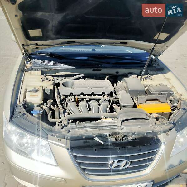 Седан Hyundai Sonata 2008 в Ірпені