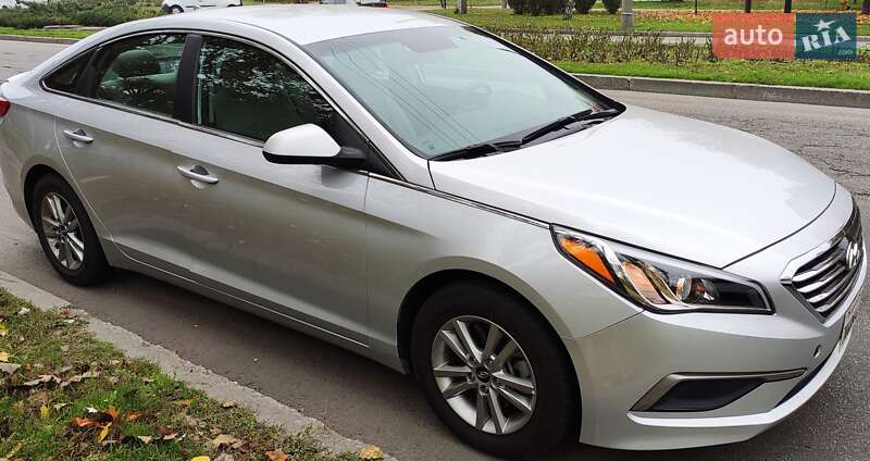Седан Hyundai Sonata 2016 в Ровно