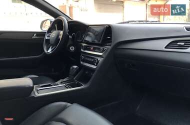 Седан Hyundai Sonata 2017 в 