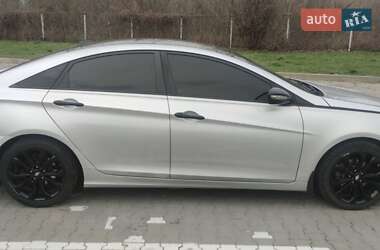 Седан Hyundai Sonata 2012 в Чернівцях