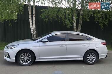 Седан Hyundai Sonata 2017 в 