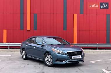 Седан Hyundai Sonata 2016 в Киеве