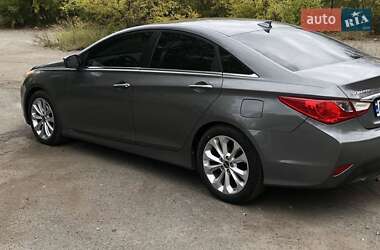Седан Hyundai Sonata 2014 в 