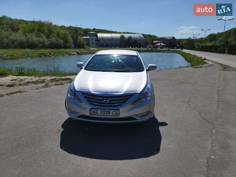 Седан Hyundai Sonata 2012 в 