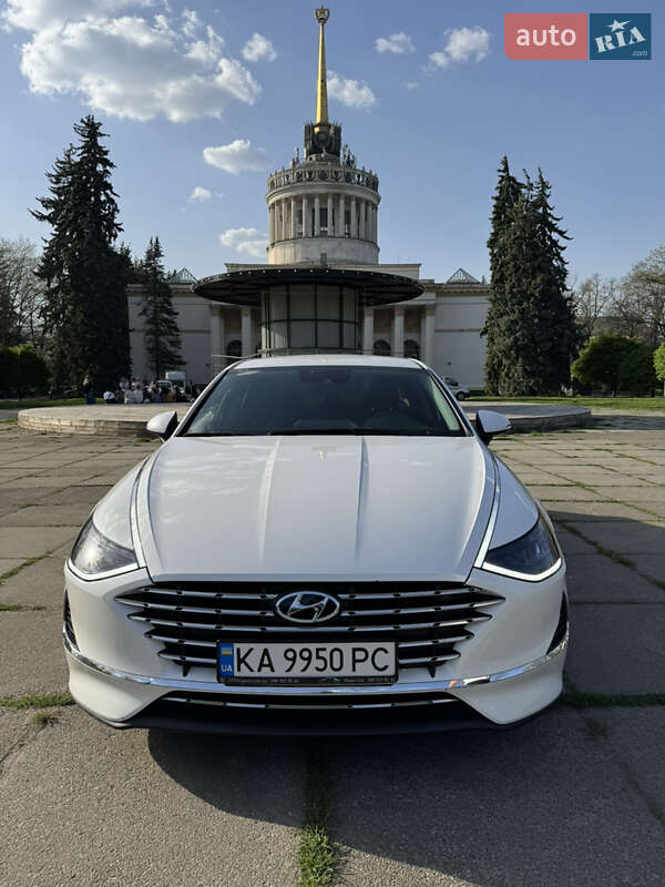 Hyundai Sonata 2021