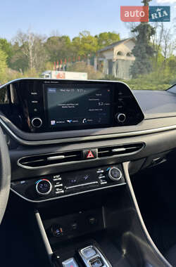 Седан Hyundai Sonata 2021 в 