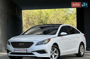 Седан Hyundai Sonata 2015 в Хмельницькому
