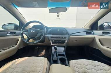 Седан Hyundai Sonata 2015 в 