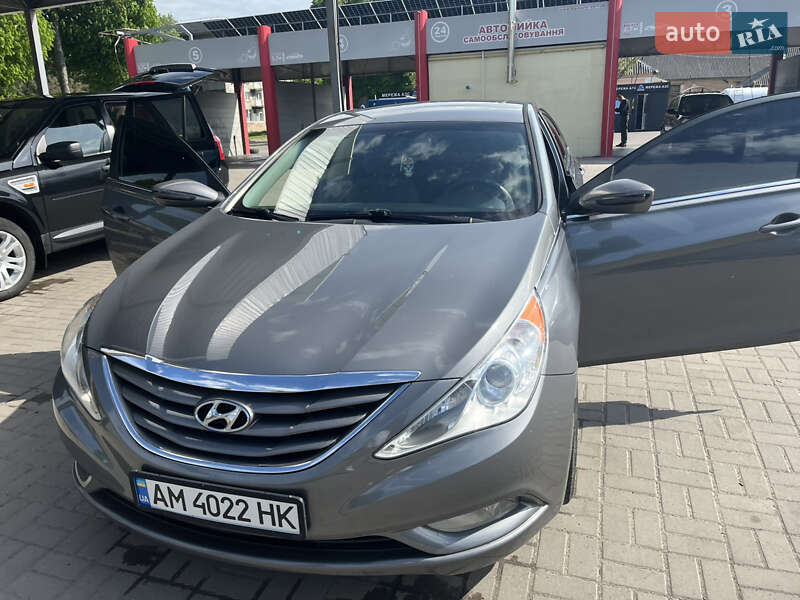 Седан Hyundai Sonata 2013 в Василькове