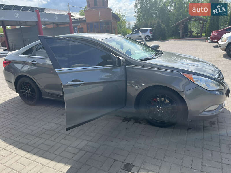 Седан Hyundai Sonata 2013 в Василькове