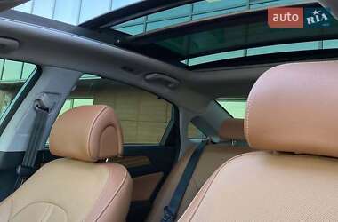 Седан Hyundai Sonata 2015 в 