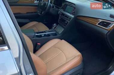 Седан Hyundai Sonata 2015 в 
