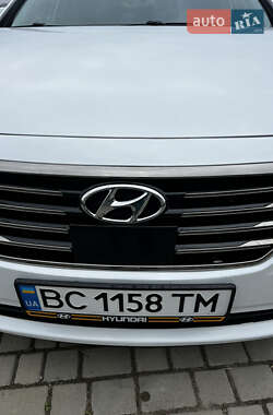Седан Hyundai Sonata 2014 в Львові