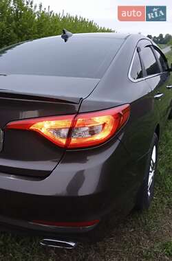 Седан Hyundai Sonata 2017 в Сумах