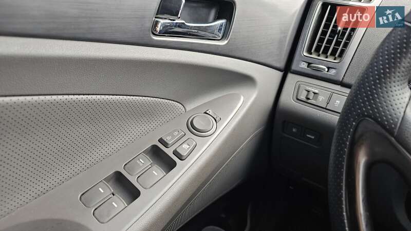 Седан Hyundai Sonata 2013 в Києві
