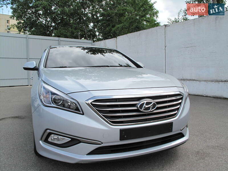Седан Hyundai Sonata 2016 в Киеве