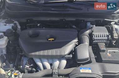 Седан Hyundai Sonata 2014 в 
