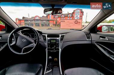Седан Hyundai Sonata 2010 в 