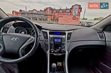 Седан Hyundai Sonata 2010 в 