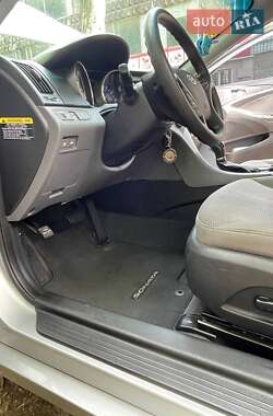 Седан Hyundai Sonata 2012 в 