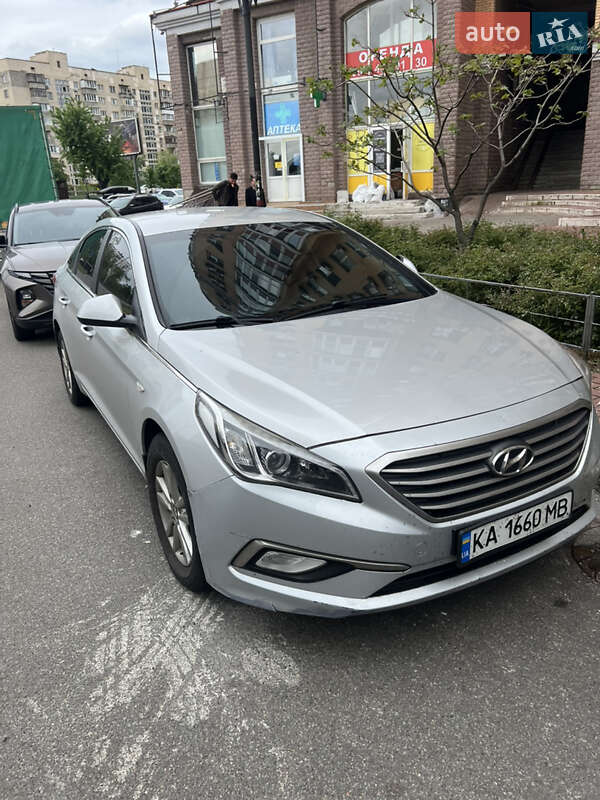 Седан Hyundai Sonata 2015 в 