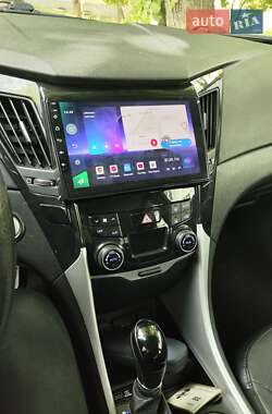 Седан Hyundai Sonata 2013 в 