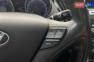 Седан Hyundai Sonata 2011 в 