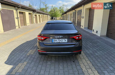 Седан Hyundai Sonata 2015 в 