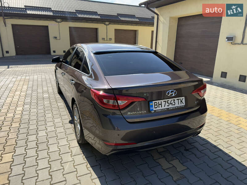 Седан Hyundai Sonata 2015 в Измаиле
