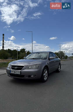Седан Hyundai Sonata 2006 в Киеве