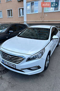 Седан Hyundai Sonata 2016 в Киеве