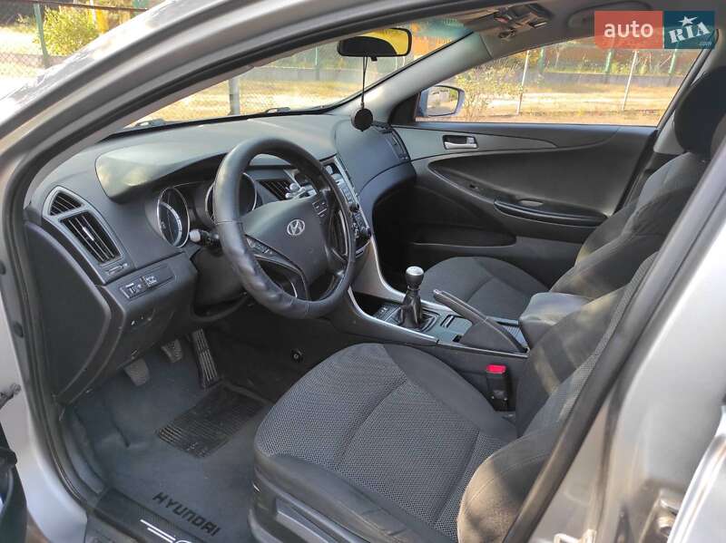 Седан Hyundai Sonata 2010 в Чернігові