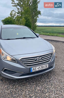 Седан Hyundai Sonata 2016 в П'ятихатках