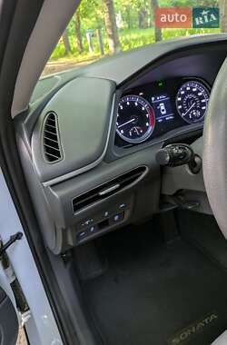 Седан Hyundai Sonata 2019 в 