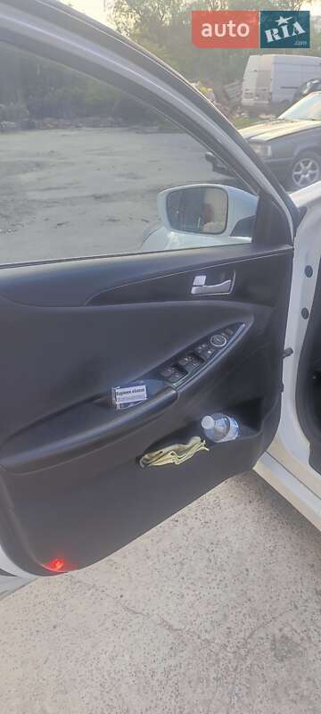 Седан Hyundai Sonata 2014 в Києві